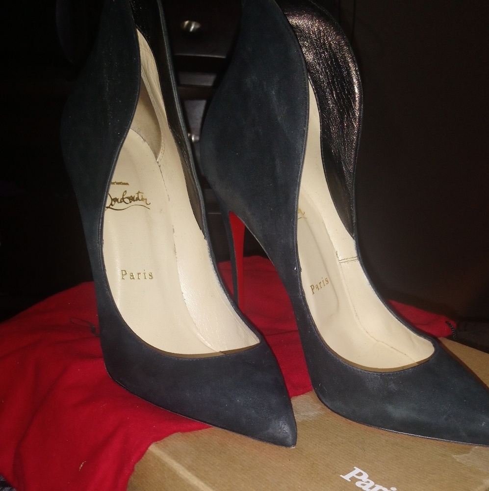 Mea Culpa Christian Louboutin sz 39 RUNS SMALL